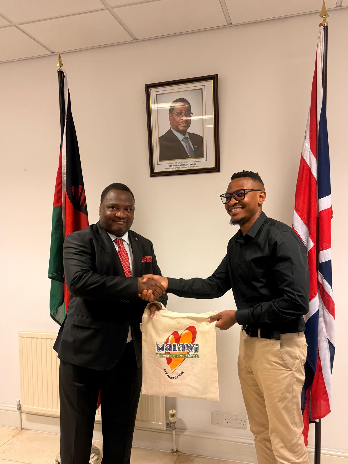 High Commissioner Dr. Thomas Bisika Hosts Malawian Chevening Scholars
